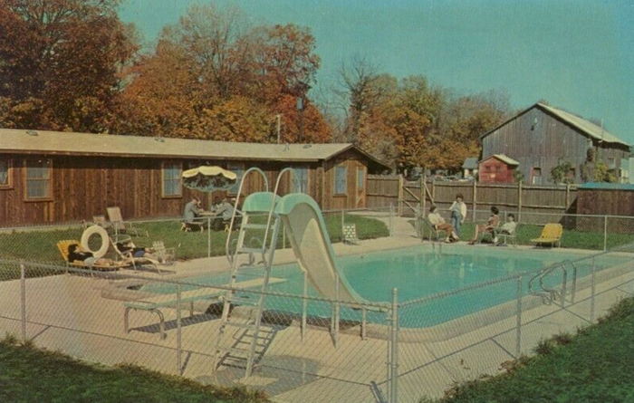 Double R Ranch - Postcards And Promo (newer photo)